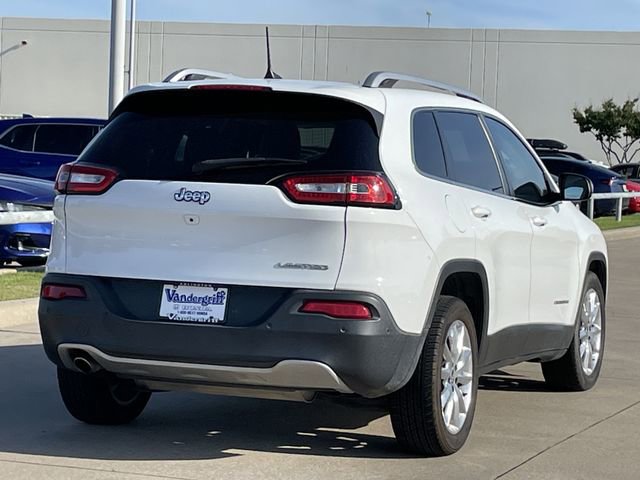Used 2016 Jeep Cherokee Limited w/ Technology Group FWD image 4