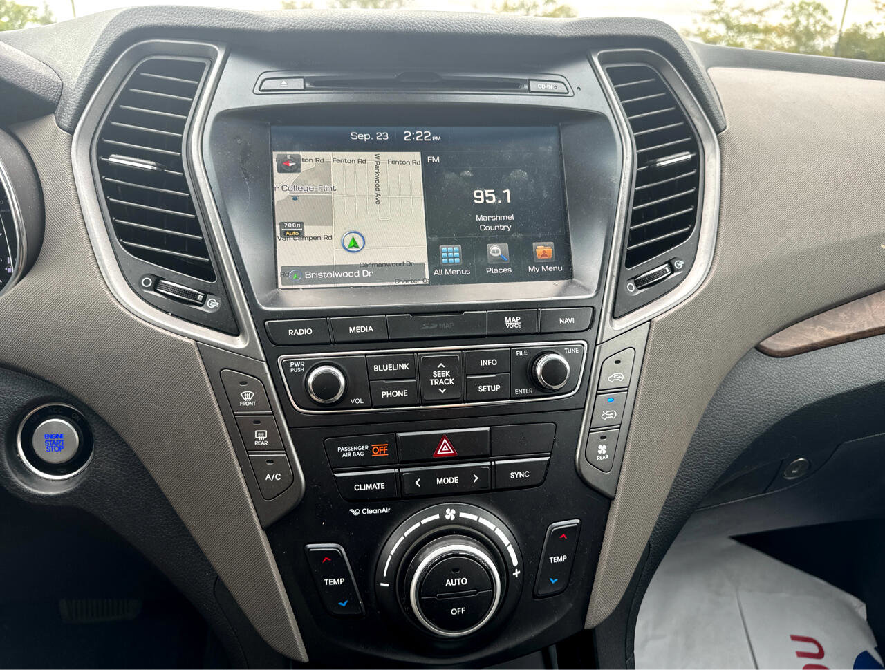 Used 2018 Hyundai Santa Fe AWD w/ SE Ultimate Tech Package 03 image 24