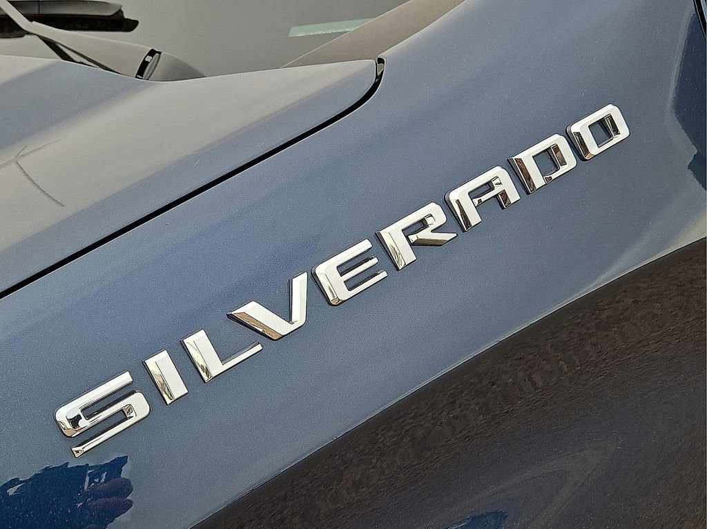 Used 2022 Chevrolet Silverado 1500 LT image 12