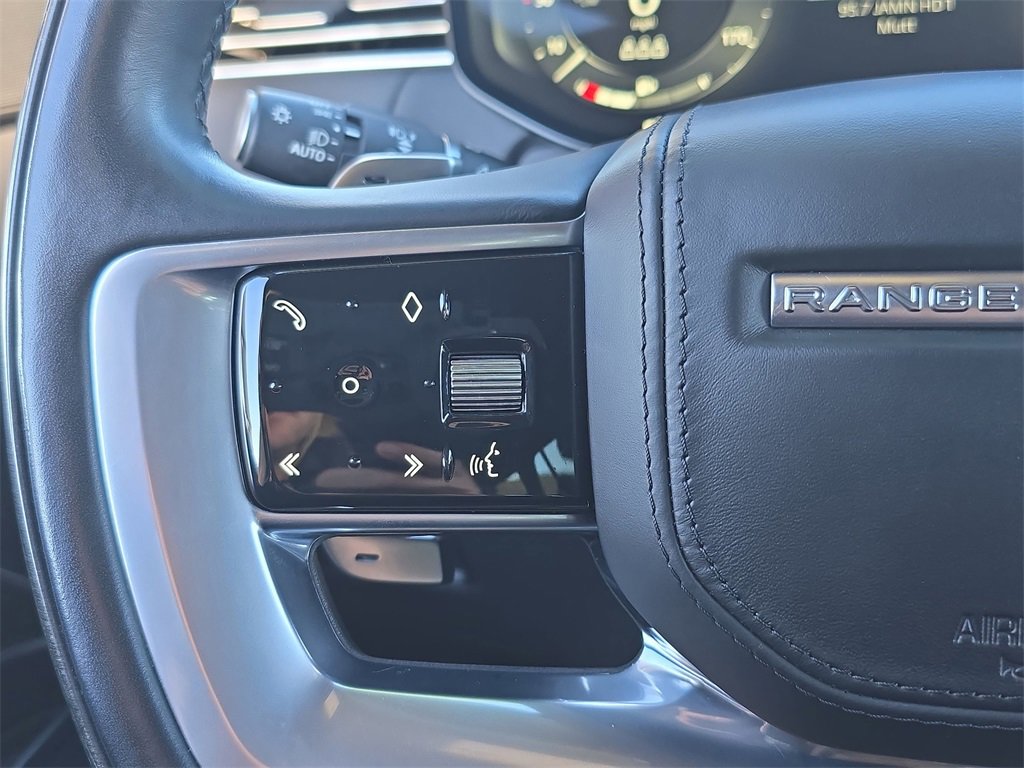Certified 2023 Land Rover Range Rover SE image 18