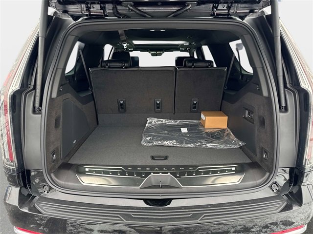 New 2026 Cadillac Escalade ESV Luxury image 9
