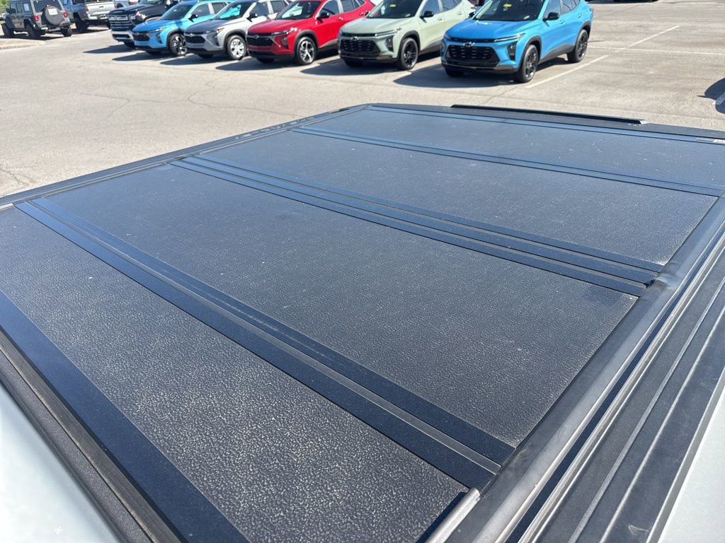 Used 2022 Chevrolet Silverado 1500 LTZ AWD/4WD image 6