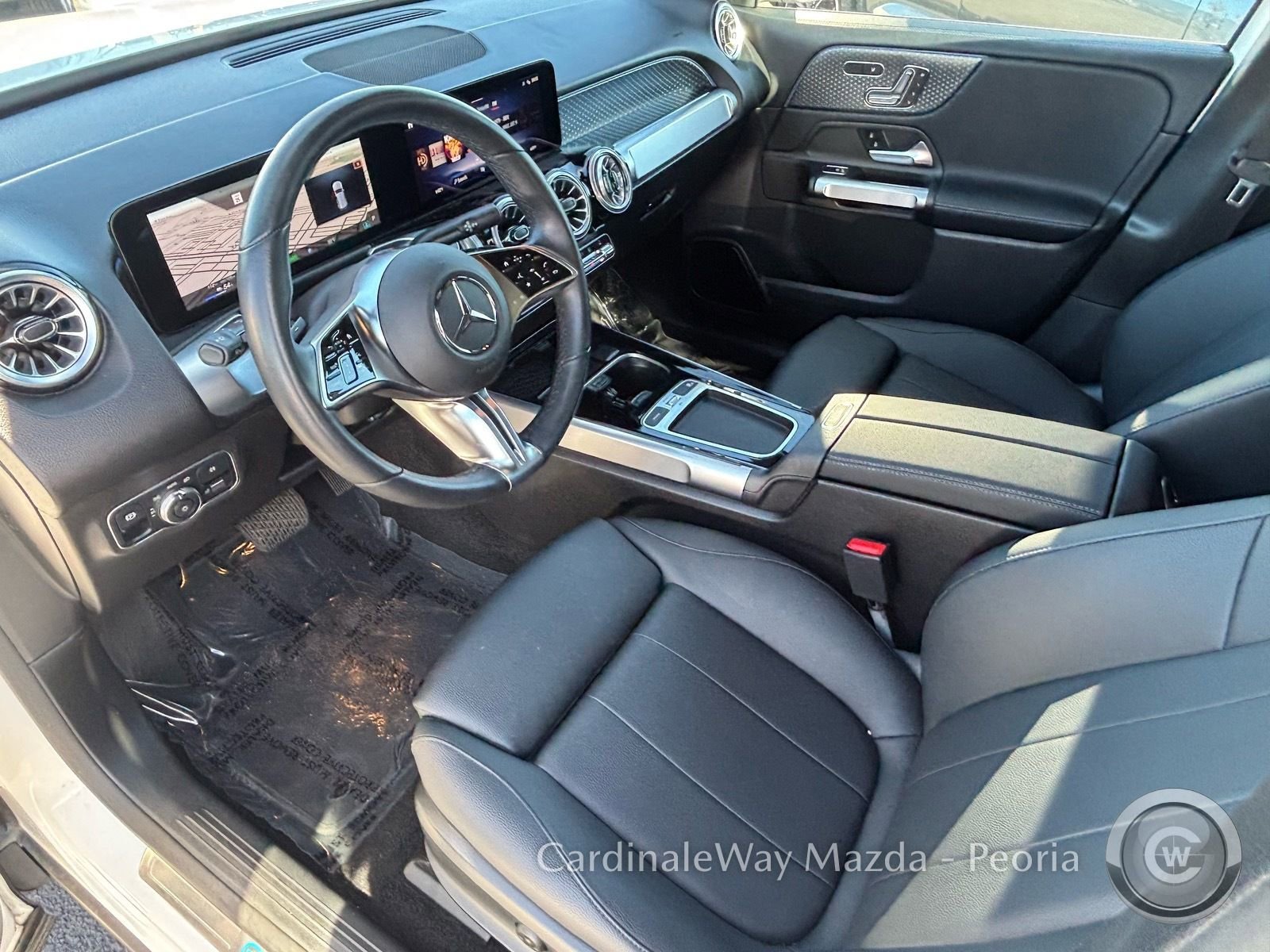 Used 2024 Mercedes-Benz EQB 300 300 image 13