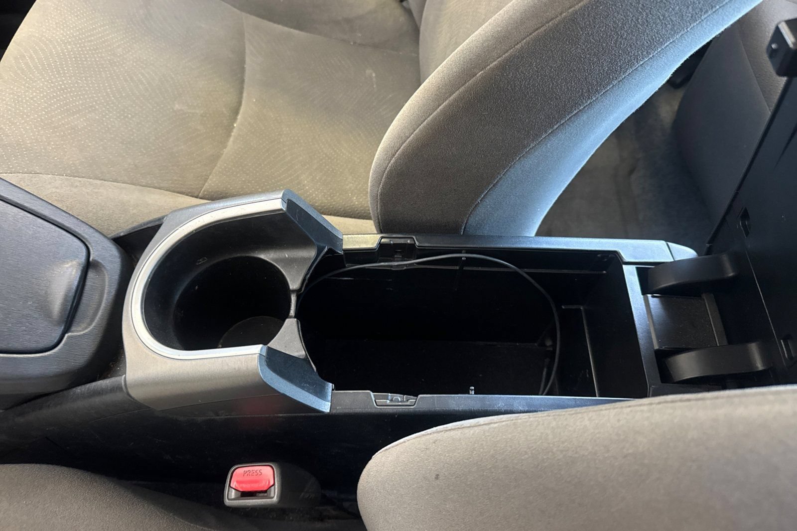 Used 2015 Toyota Prius Two FWD image 31