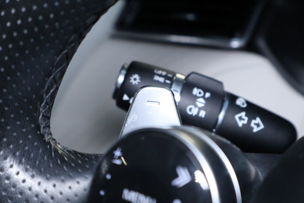 Used 2020 Land Rover Range Rover Velar R-Dynamic S image 20