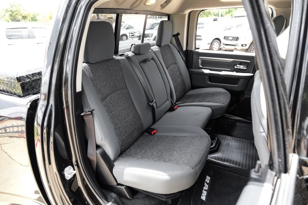 Used 2017 RAM 3500 Big Horn AWD/4WD image 37