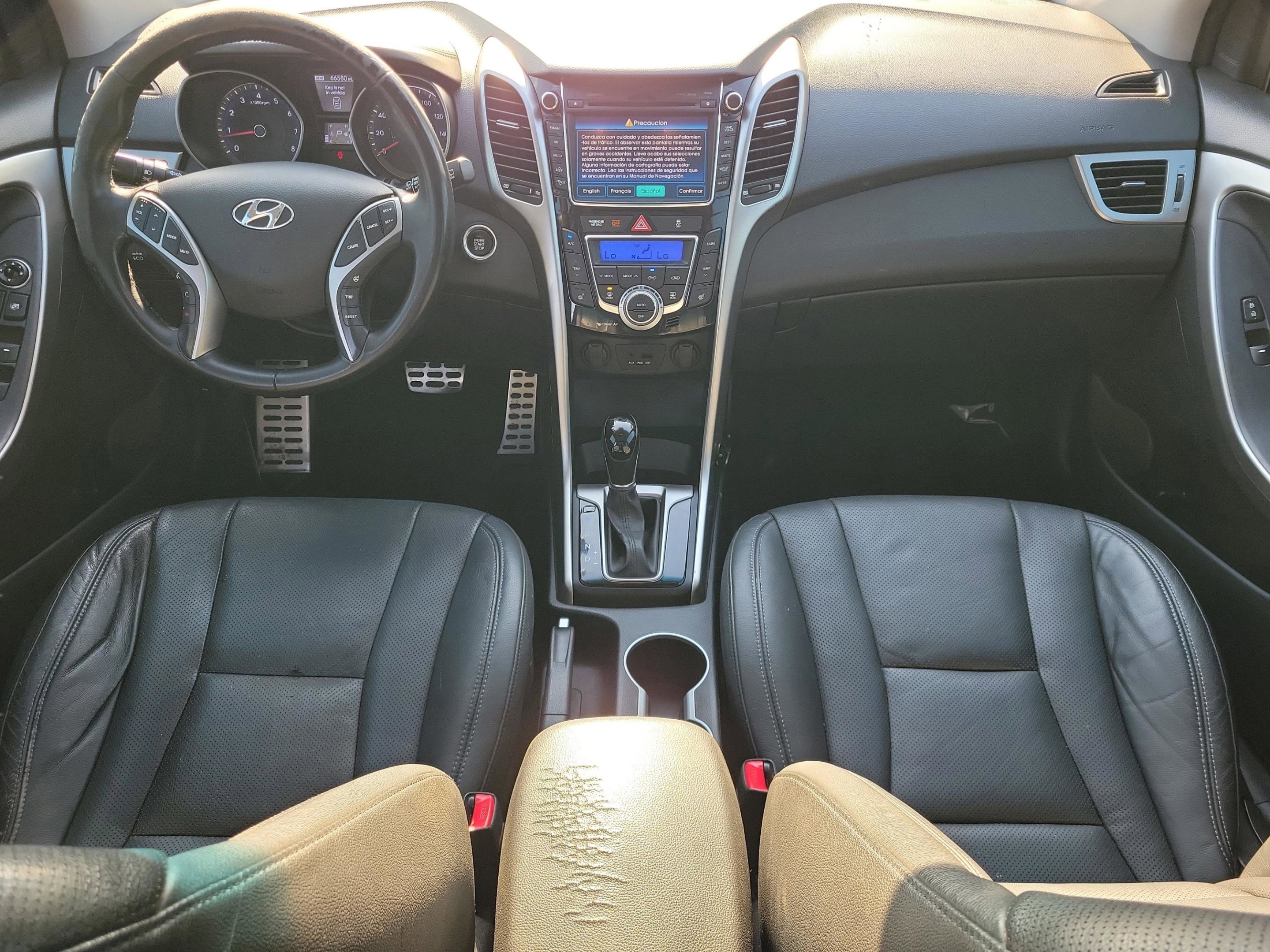 Used 2014 Hyundai Elantra GT w/ Option Group 03 image 14