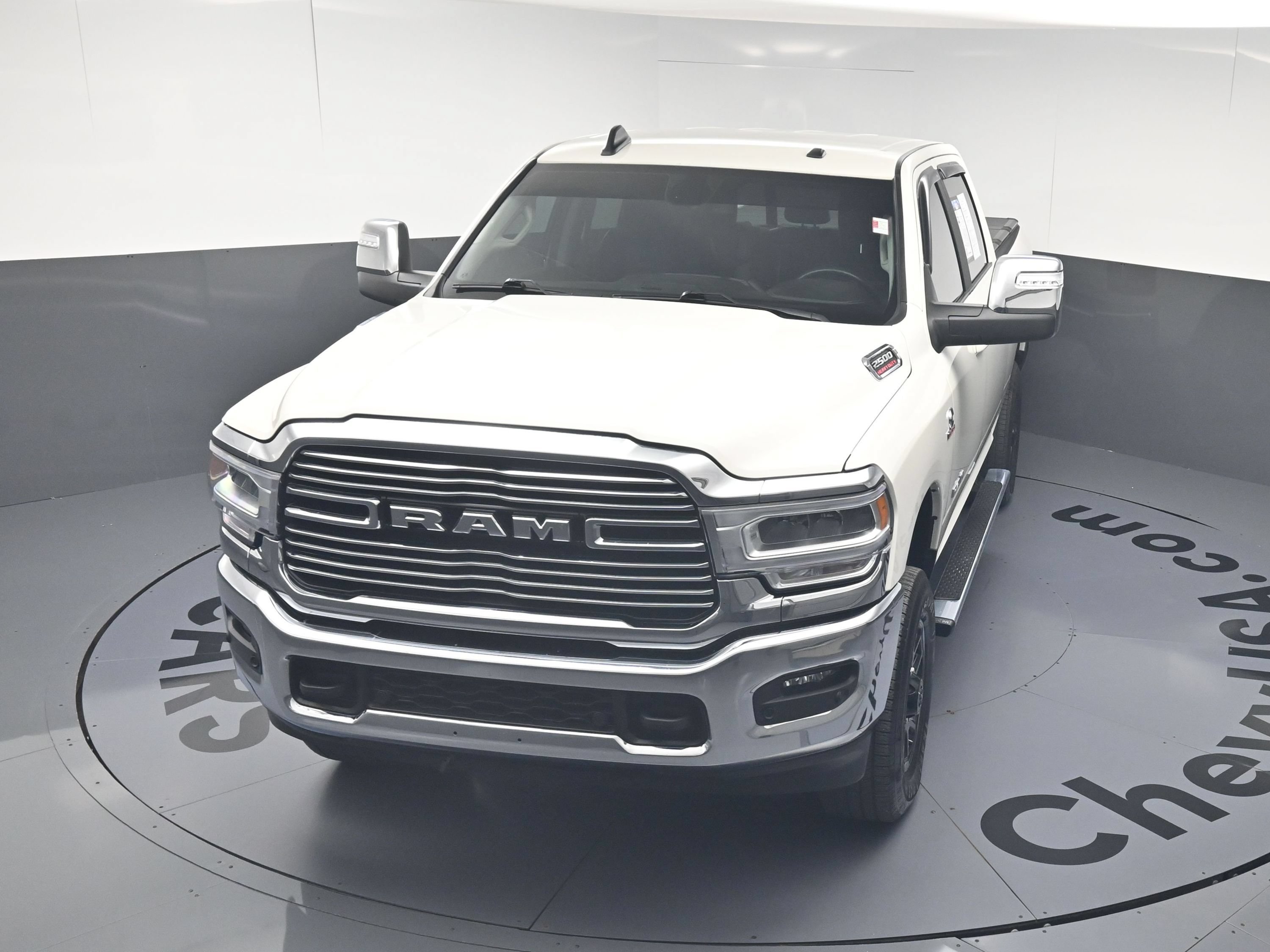 Used 2024 RAM 2500 Laramie AWD/4WD image 29
