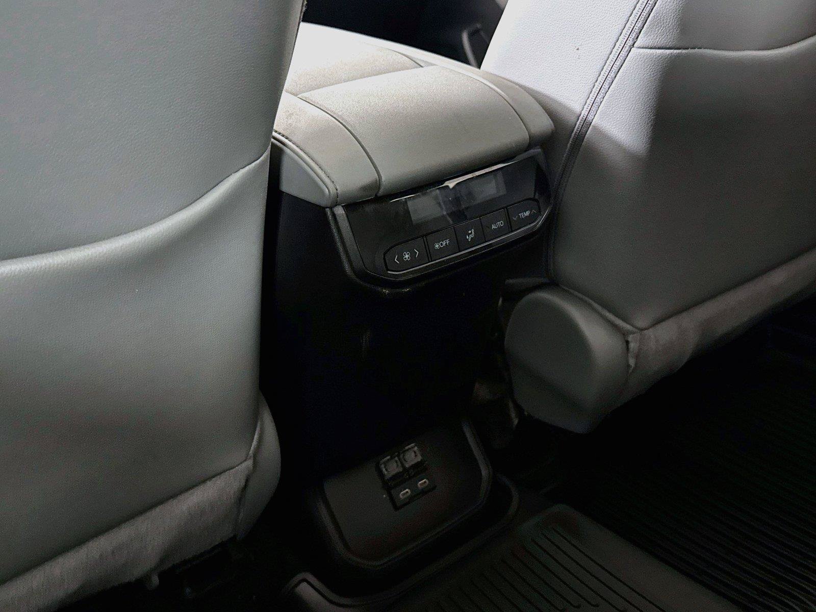 Certified 2026 Toyota Highlander XLE AWD/4WD image 35