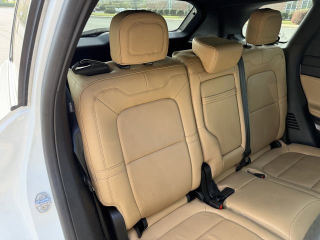 Used 2023 Lincoln Corsair Reserve w/ Jet Appearance Package image 32