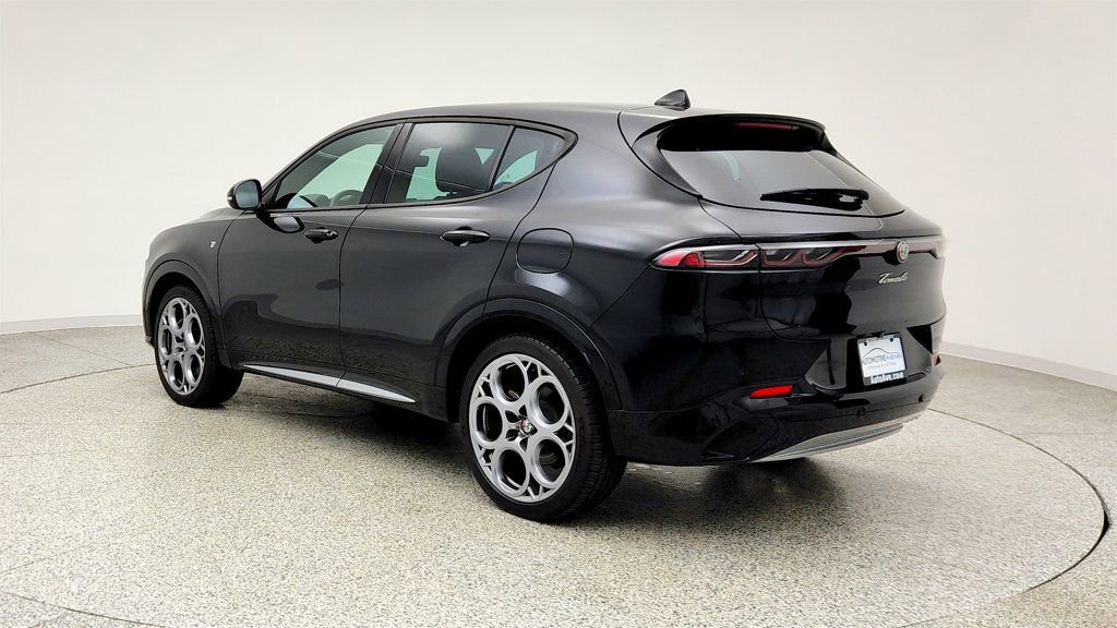 Used 2024 Alfa Romeo Tonale Ti w/ Premium Interior Package image 7