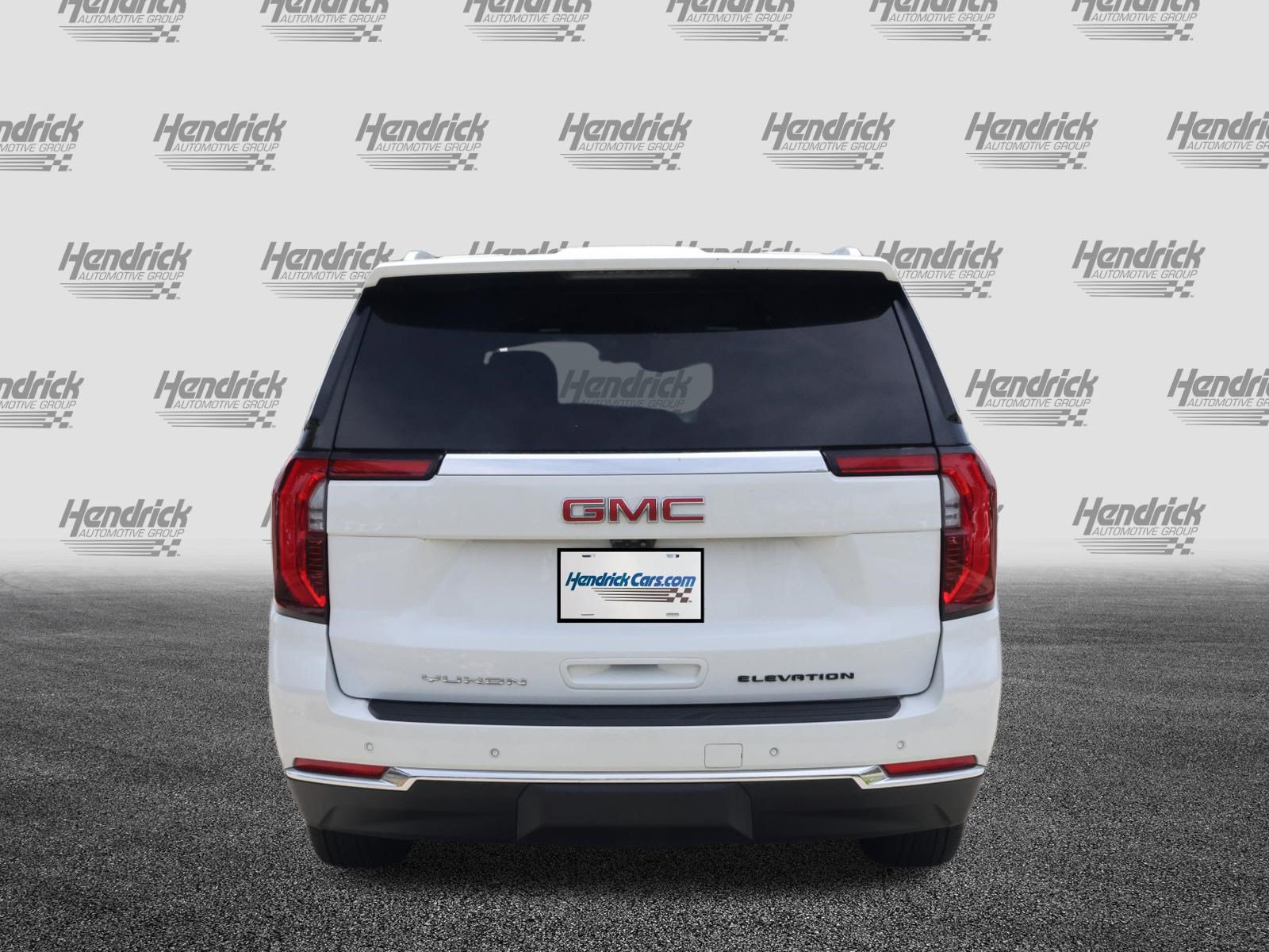 Used 2025 GMC Yukon Elevation AWD/4WD image 8