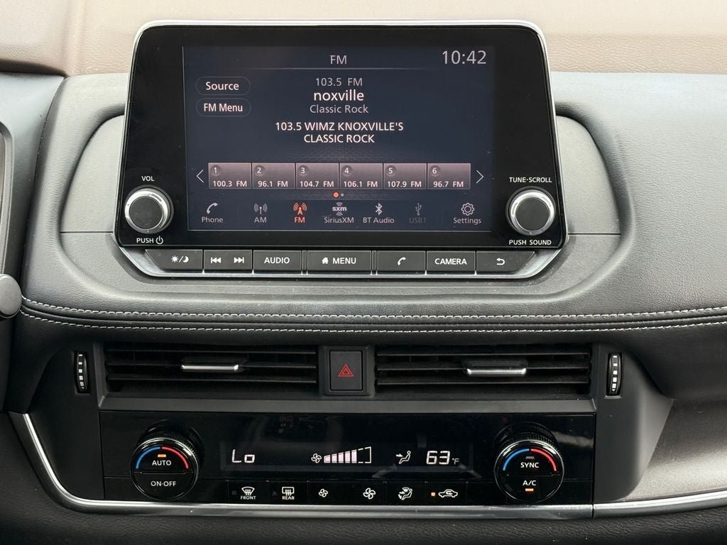 Used 2023 Nissan Rogue SV AWD/4WD image 25