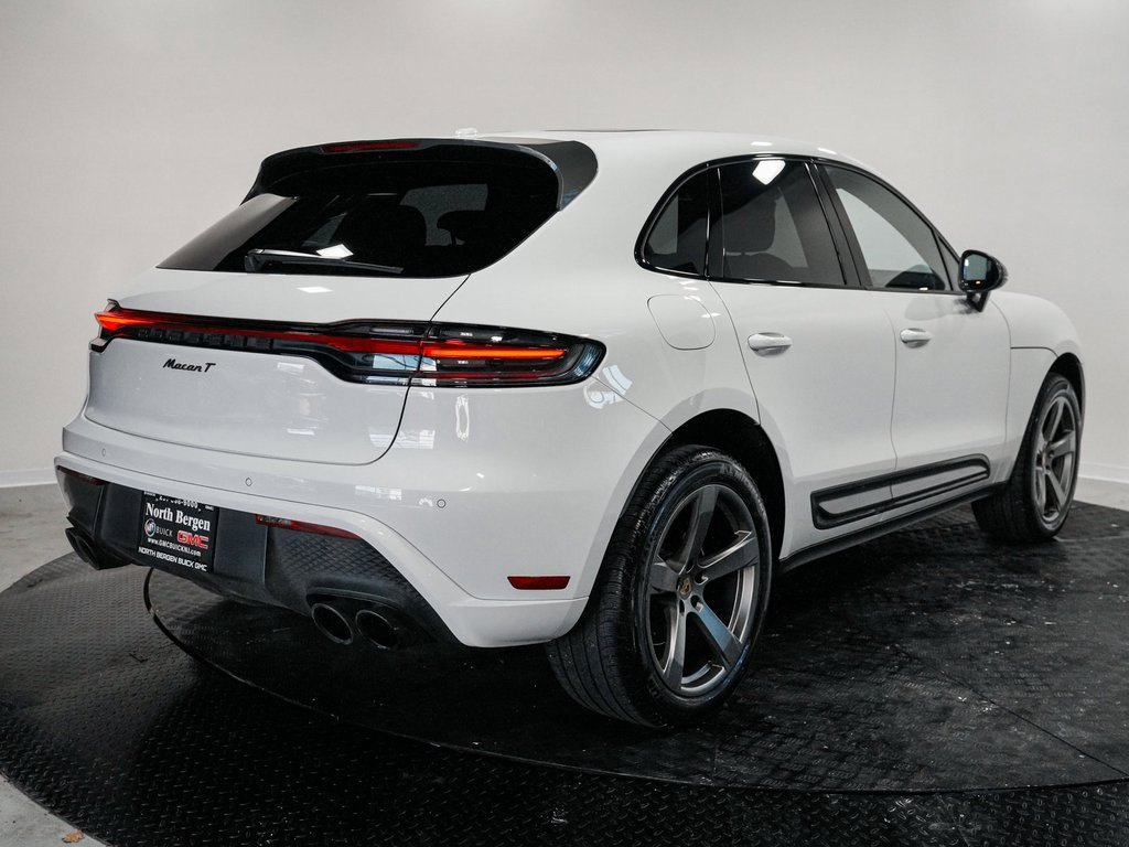Used 2023 Porsche Macan image 8