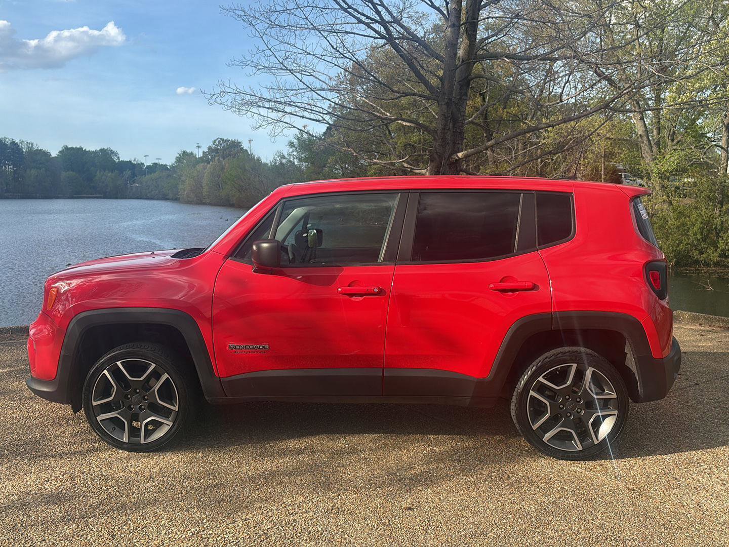 Used 2021 Jeep Renegade Sport FWD image 10