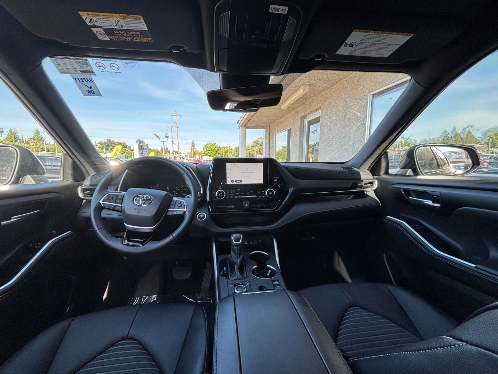Used 2025 Toyota Highlander XSE AWD/4WD image 37