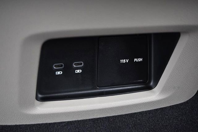 New 2026 Volkswagen Atlas SE image 24