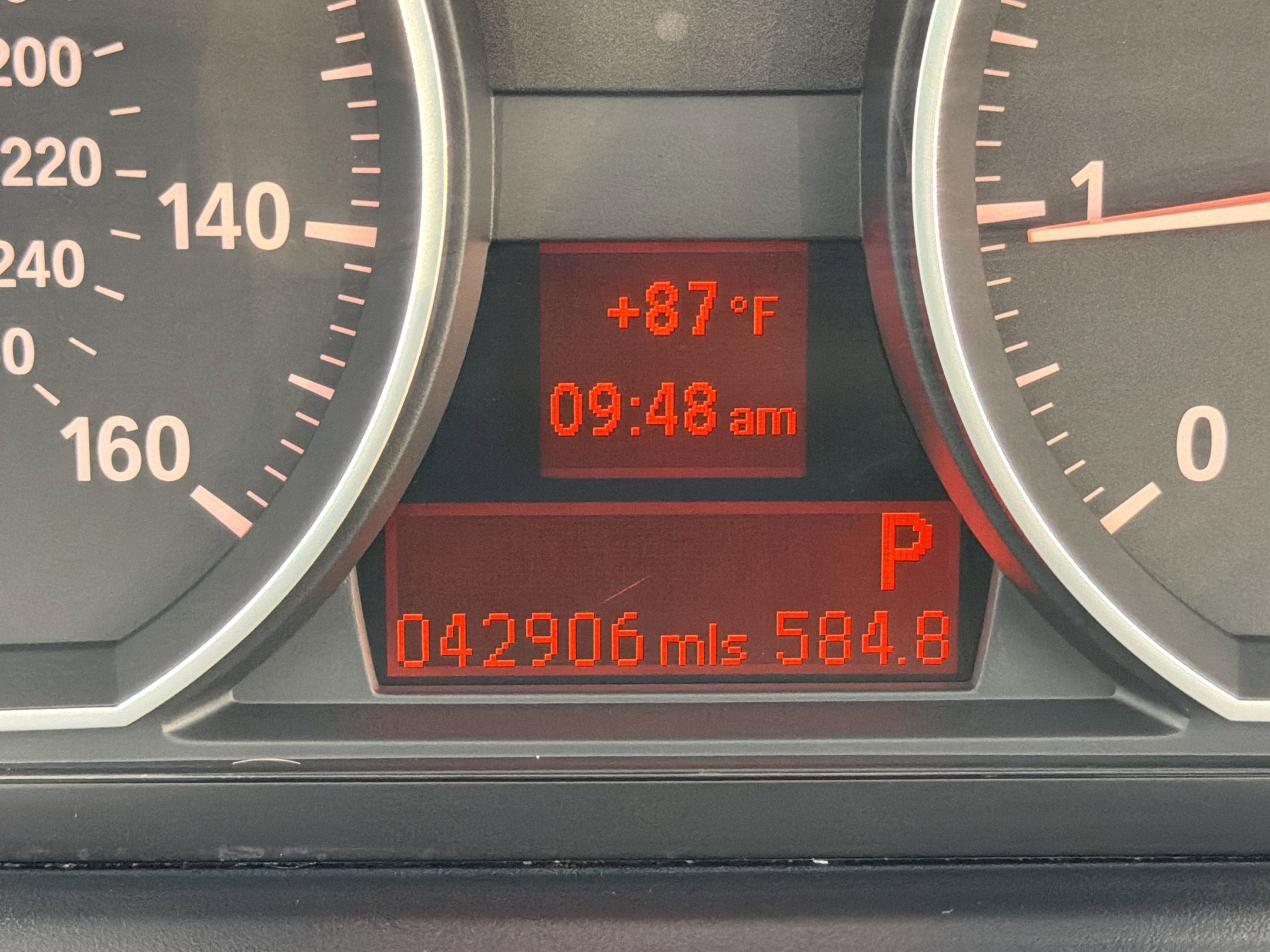 Used 2013 BMW 128i Convertible RWD image 18