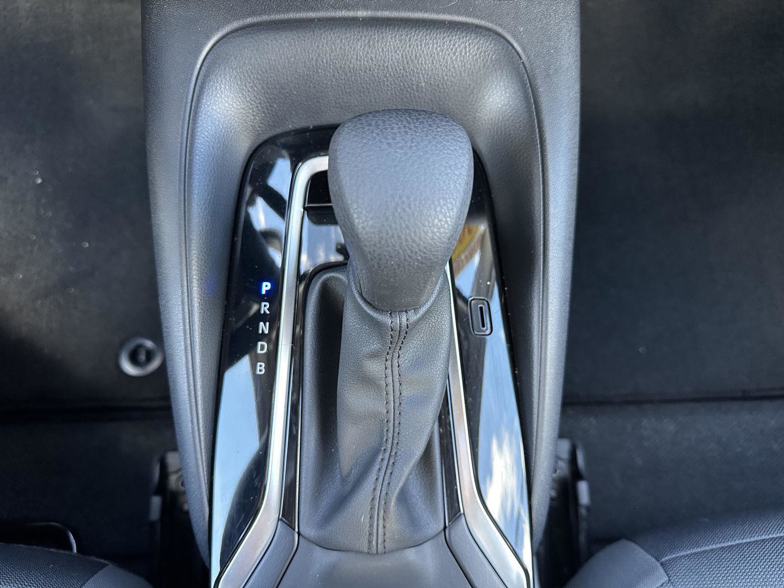 Used 2023 Toyota Corolla LE image 28