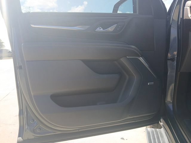 Used 2021 GMC Yukon Denali w/ Denali Ultimate Package AWD/4WD image 21