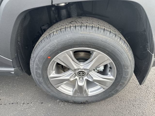 New 2025 Toyota RAV4 XLE image 20