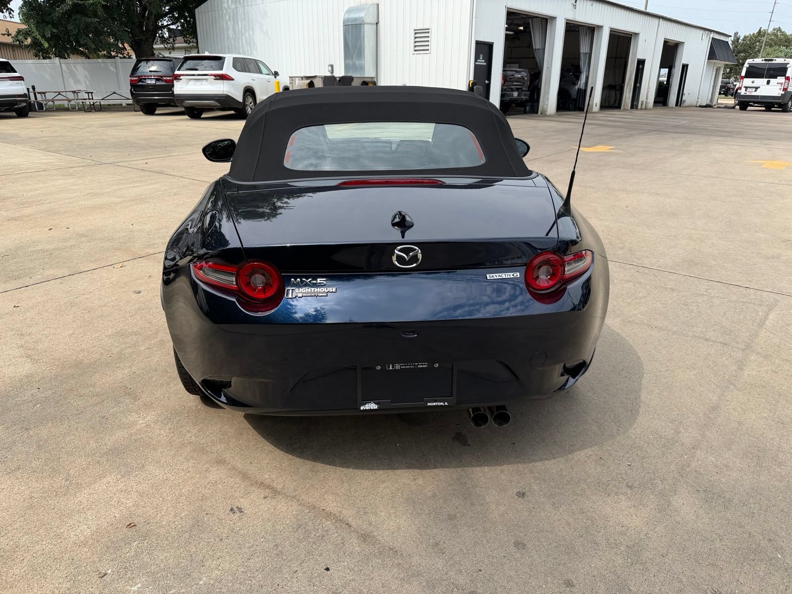Used 2025 MAZDA MX-5 Miata Grand Touring RWD image 23