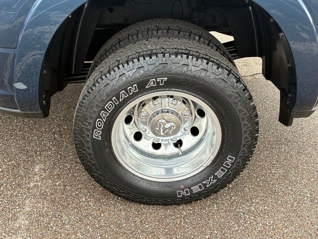 Used 2022 RAM 3500 Laramie image 12