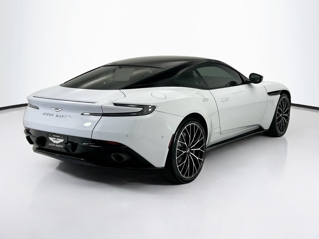 Used 2023 Aston Martin DB11 Coupe RWD image 5