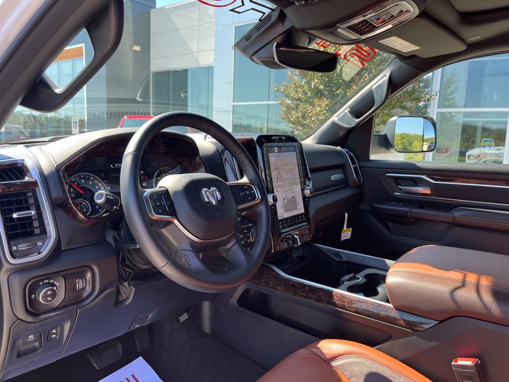 Used 2024 RAM 1500 Big Horn AWD/4WD image 9