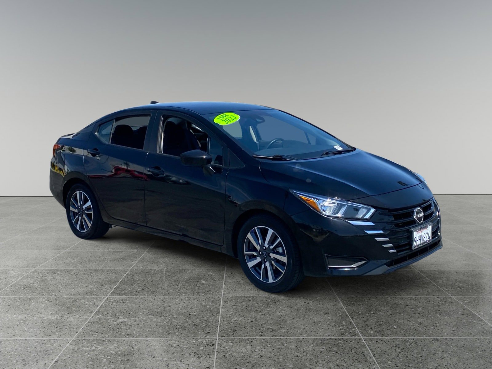Used 2023 Nissan Versa SV FWD image 7