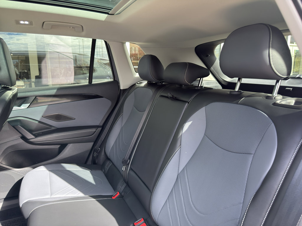 New 2026 Volkswagen Tiguan SE image 13