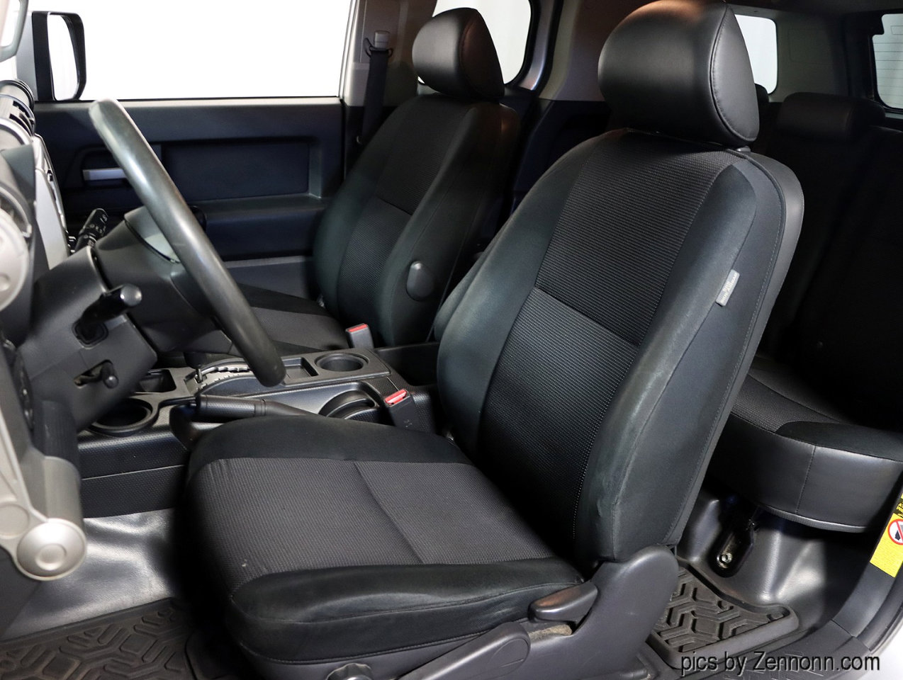 Used 2008 Toyota FJ Cruiser 4WD image 13