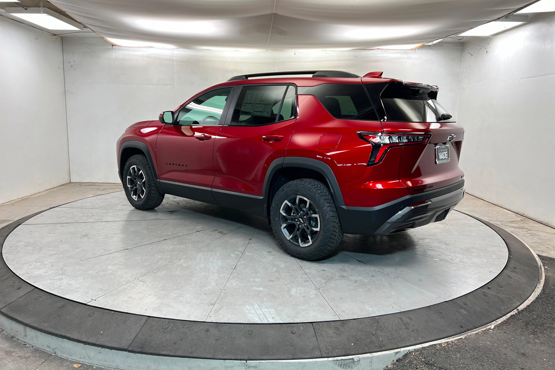 New 2026 Chevrolet Equinox ACTIV w/ Convenience Package III image 3