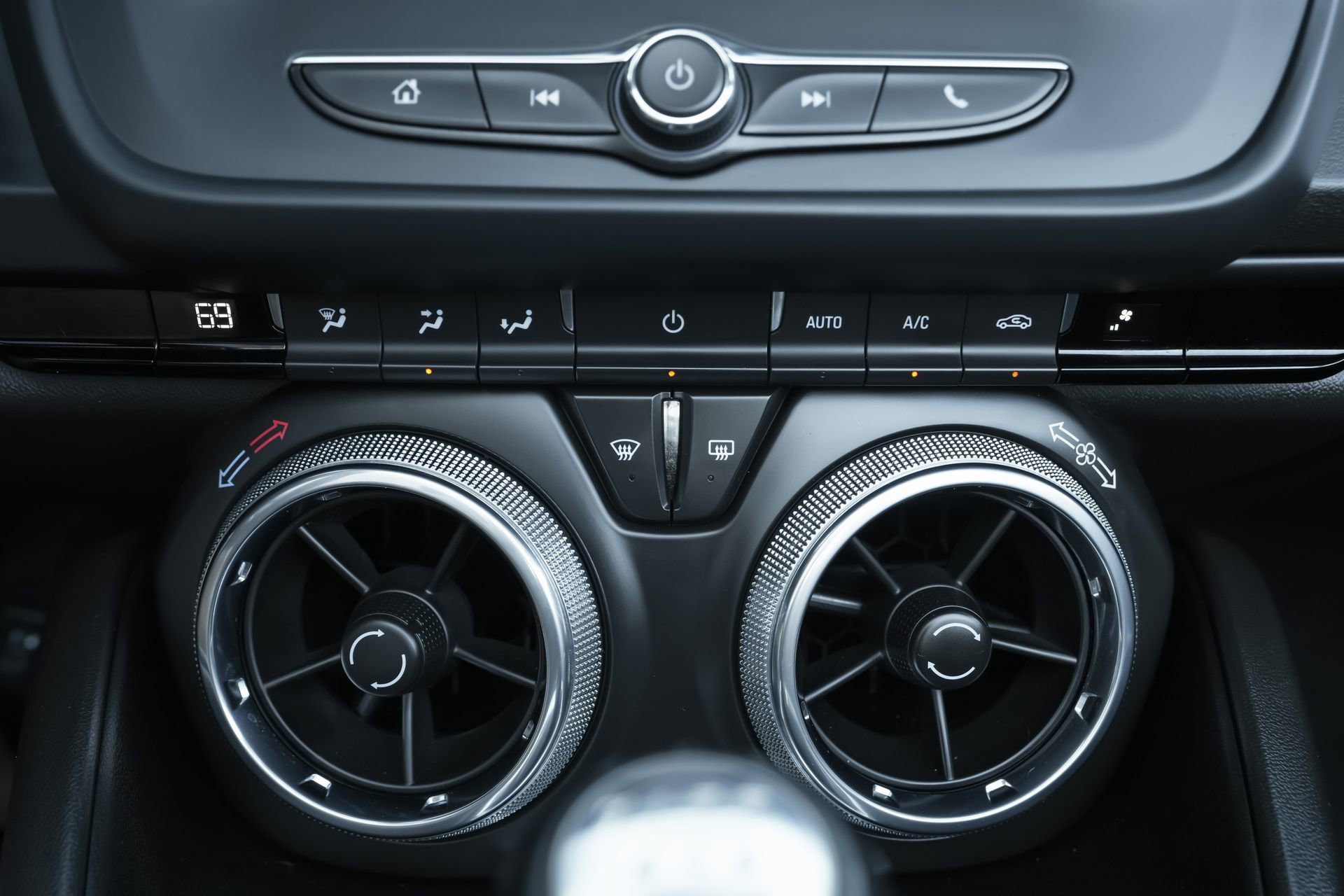 Used 2024 Chevrolet Camaro LT w/ RS Package image 15