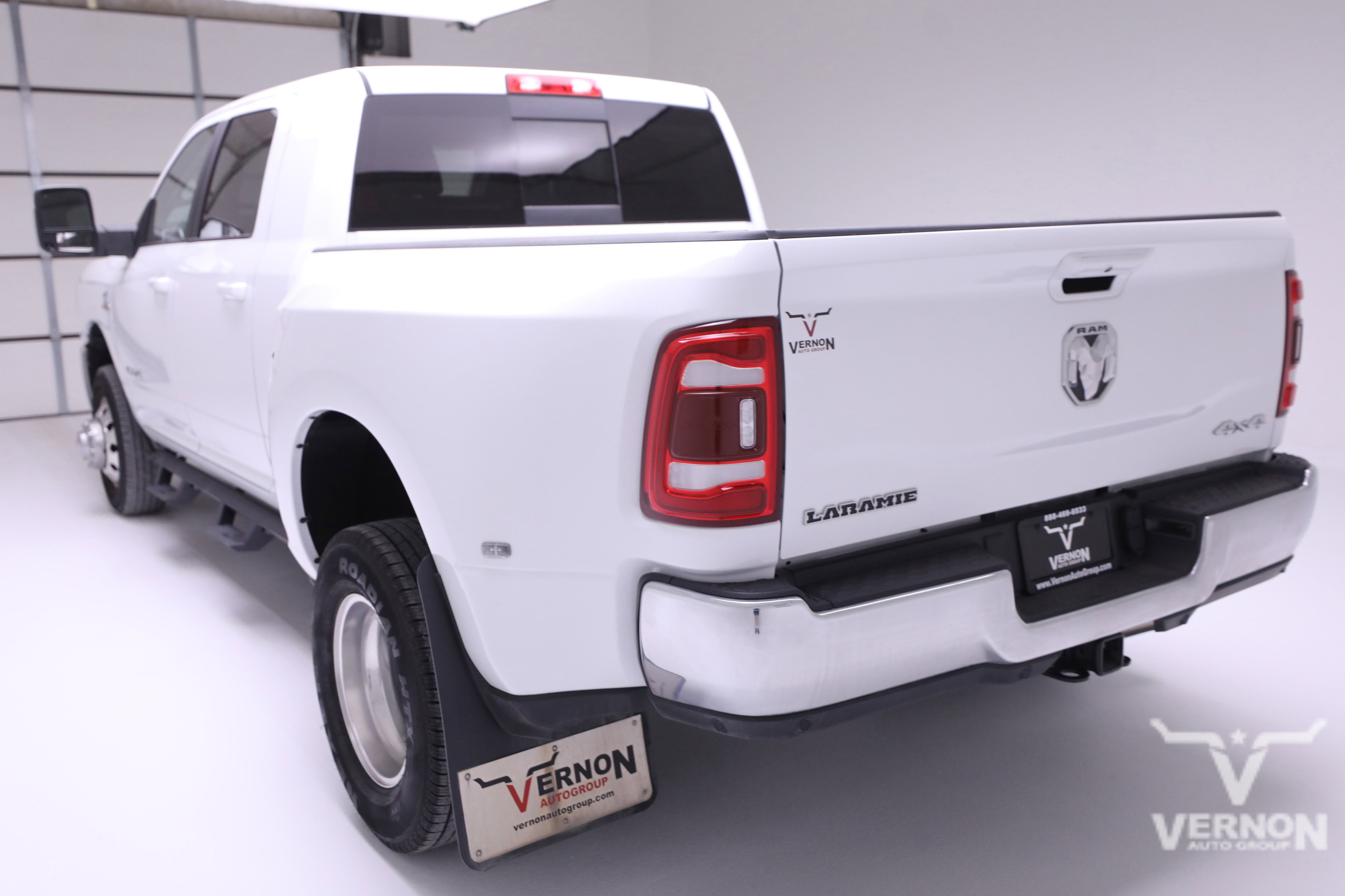 Used 2024 RAM 3500 Laramie w/ Chrome Bumper Package image 3