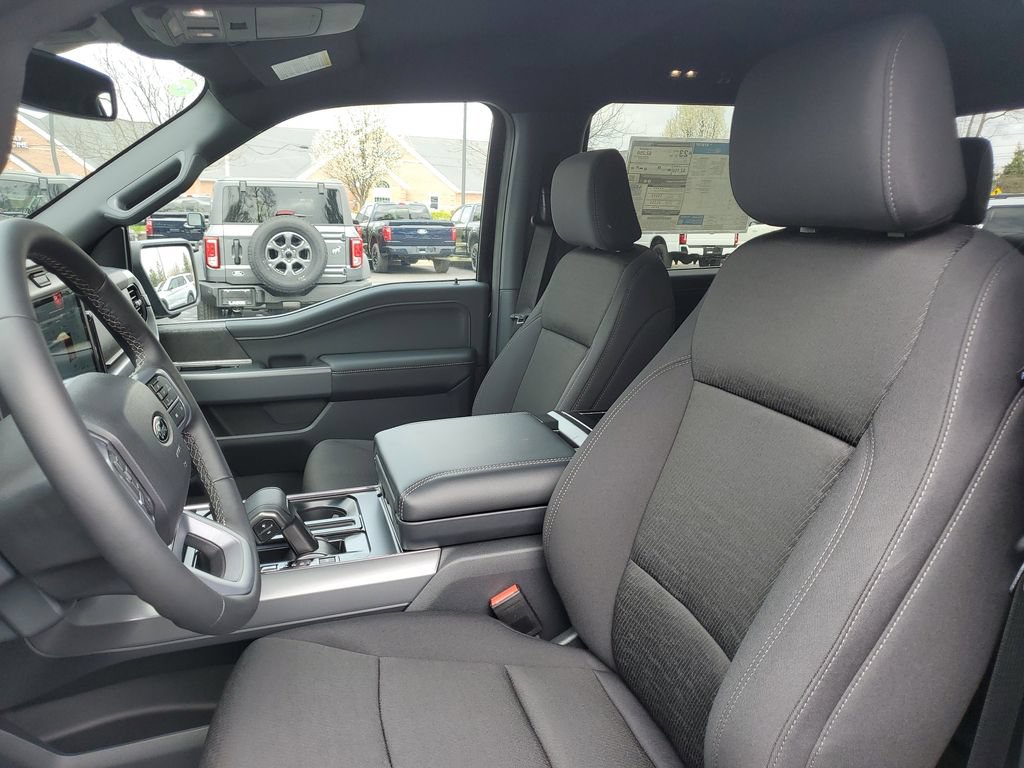 New 2026 Ford F150 XLT w/ Equipment Group 302A MID AWD/4WD image 7