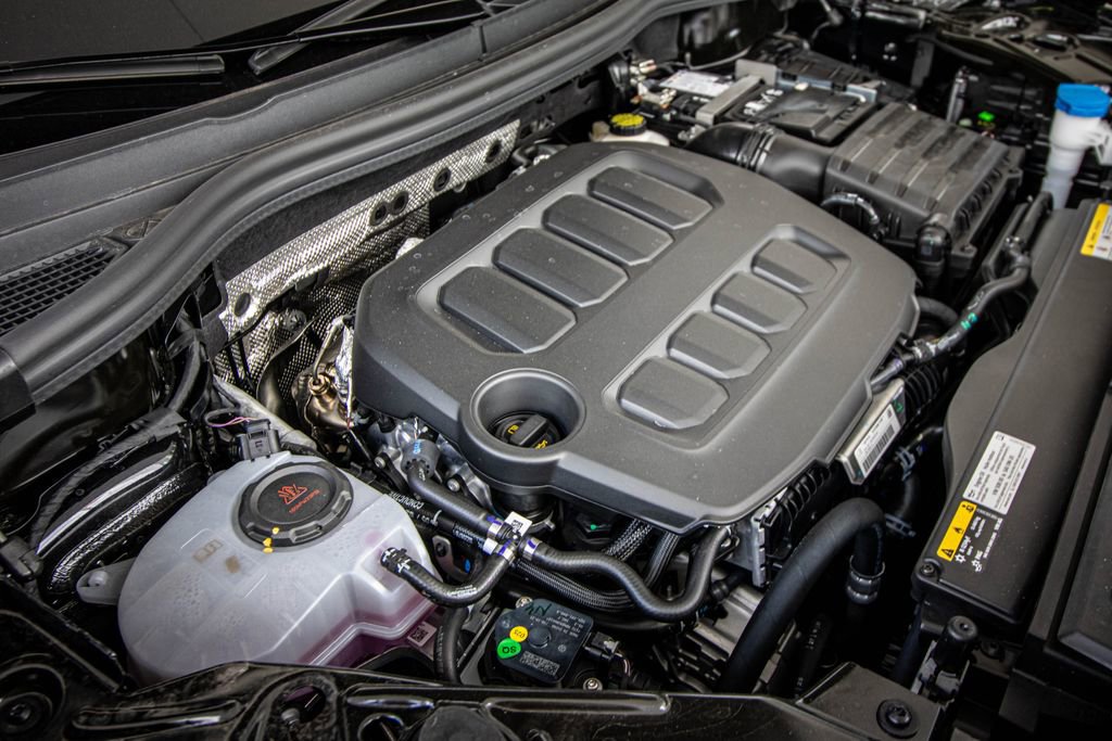 New 2026 Volkswagen Tiguan SE FWD image 9