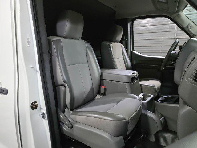 Used 2018 Nissan NV 2500 SV w/ Navigation Package image 16