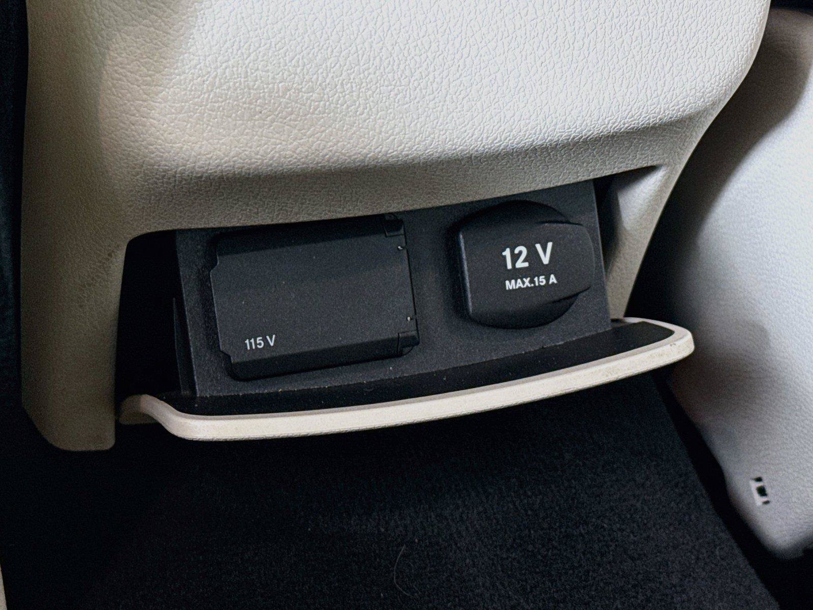Used 2019 Mercedes-Benz E 300 image 41