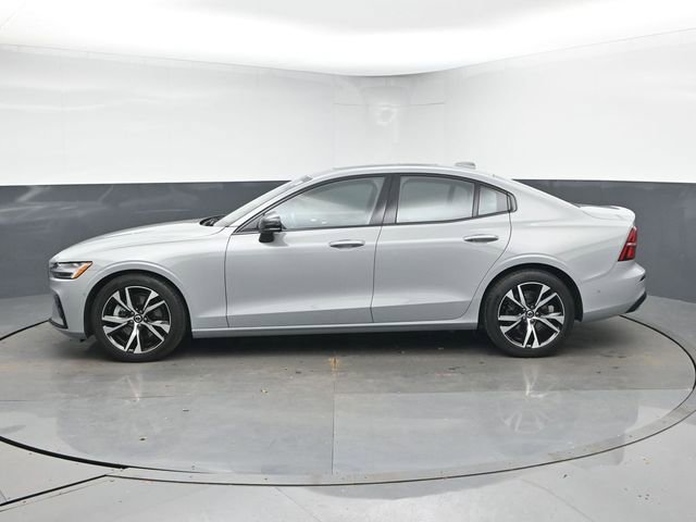 Used 2025 Volvo S60 B5 Plus image 6