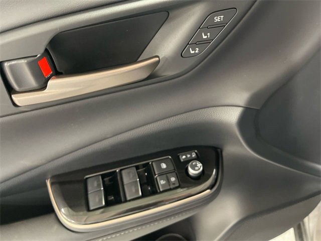 New 2026 Toyota Crown Platinum image 13