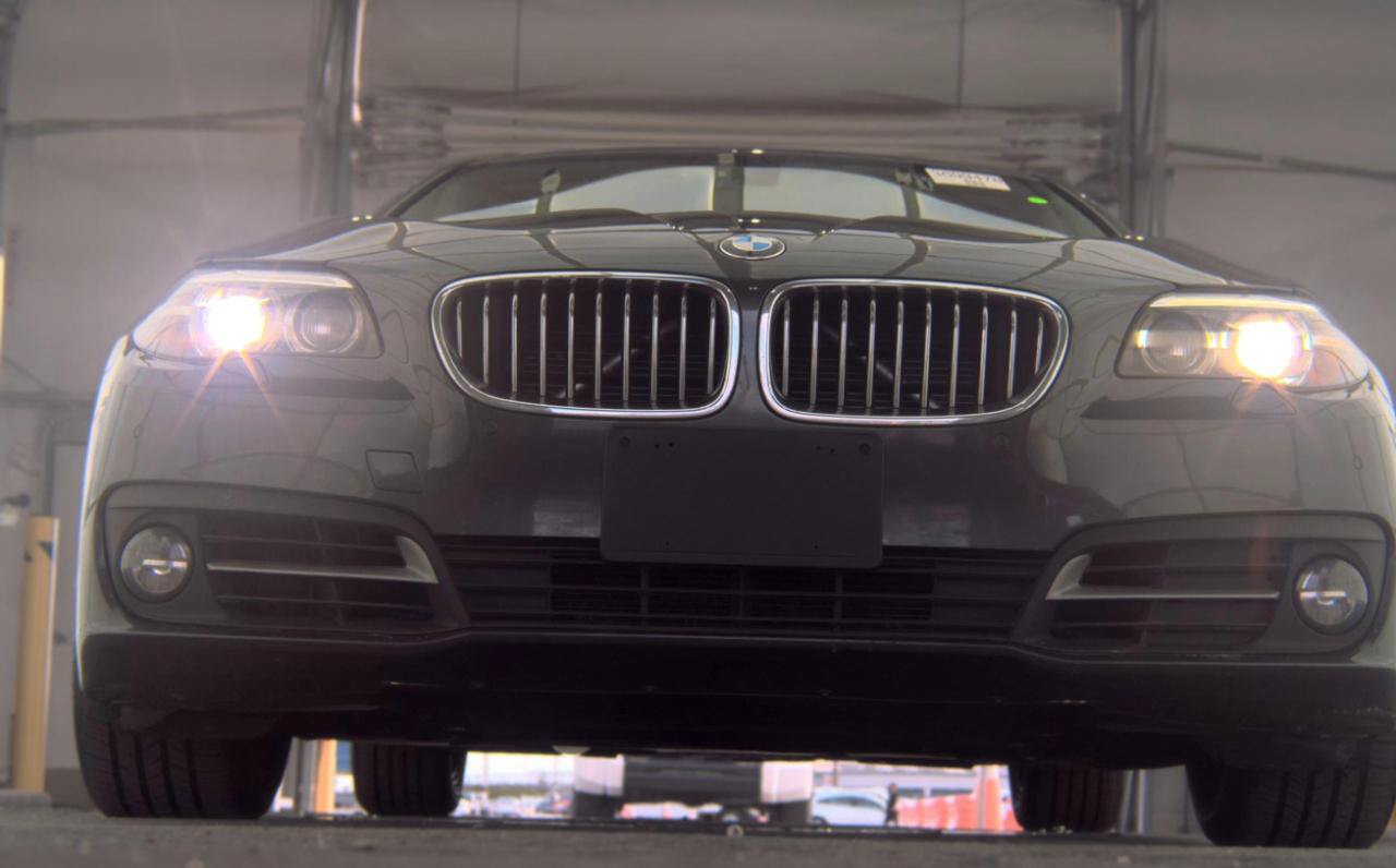 Used 2015 BMW 528i xDrive Sedan AWD/4WD image 3
