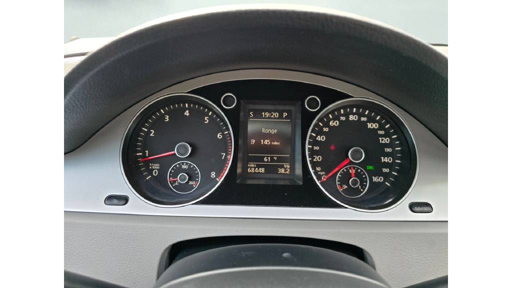 Used 2009 Volkswagen Passat Komfort FWD image 28