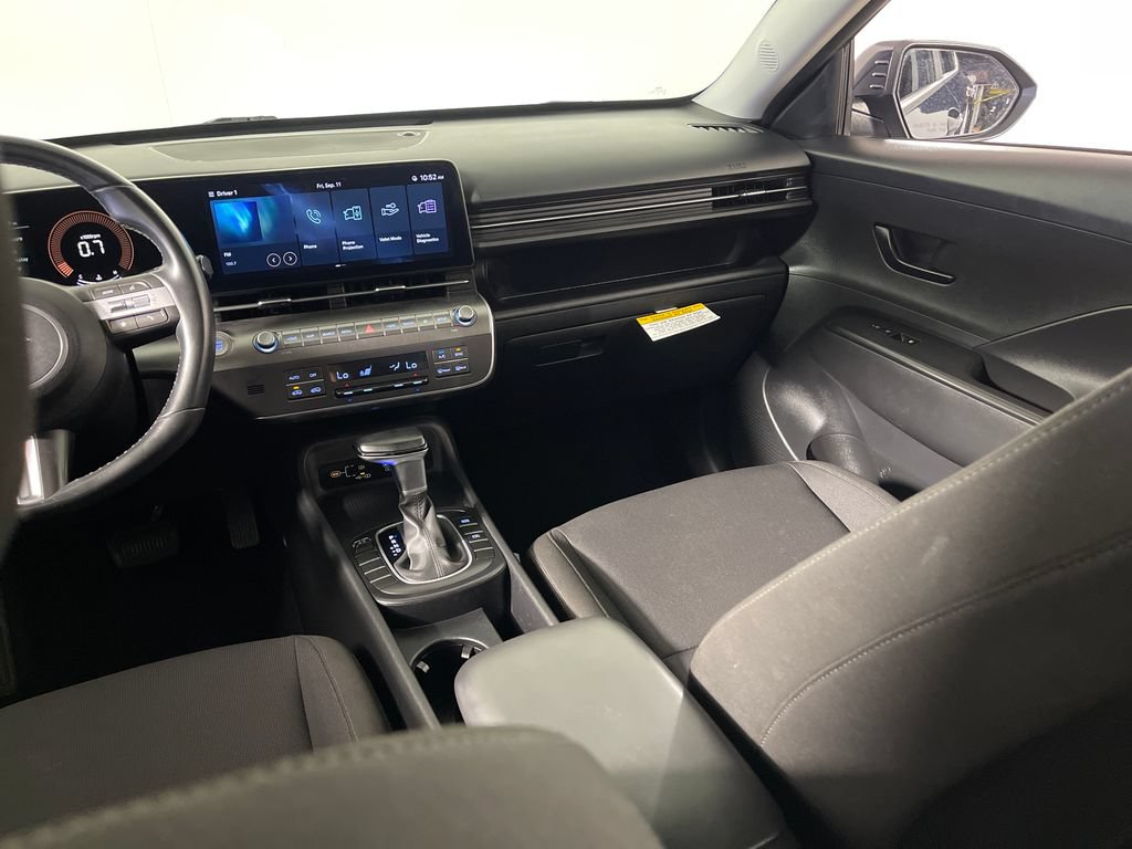 Certified 2024 Hyundai Kona SEL FWD image 17