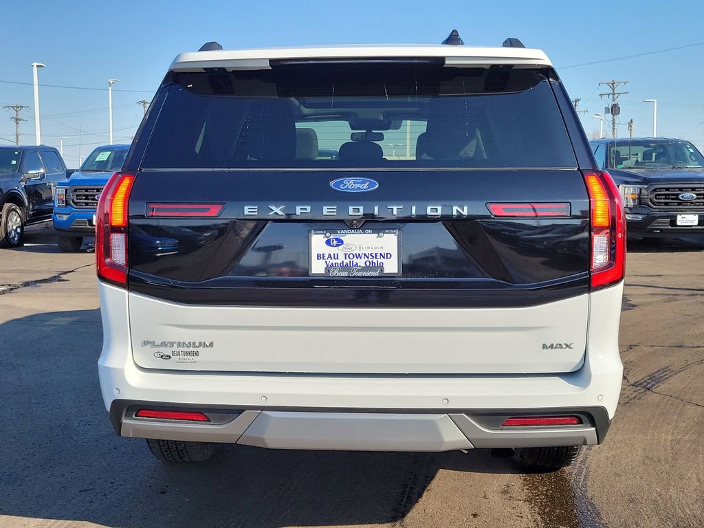 Certified 2025 Ford Expedition Max Platinum image 5