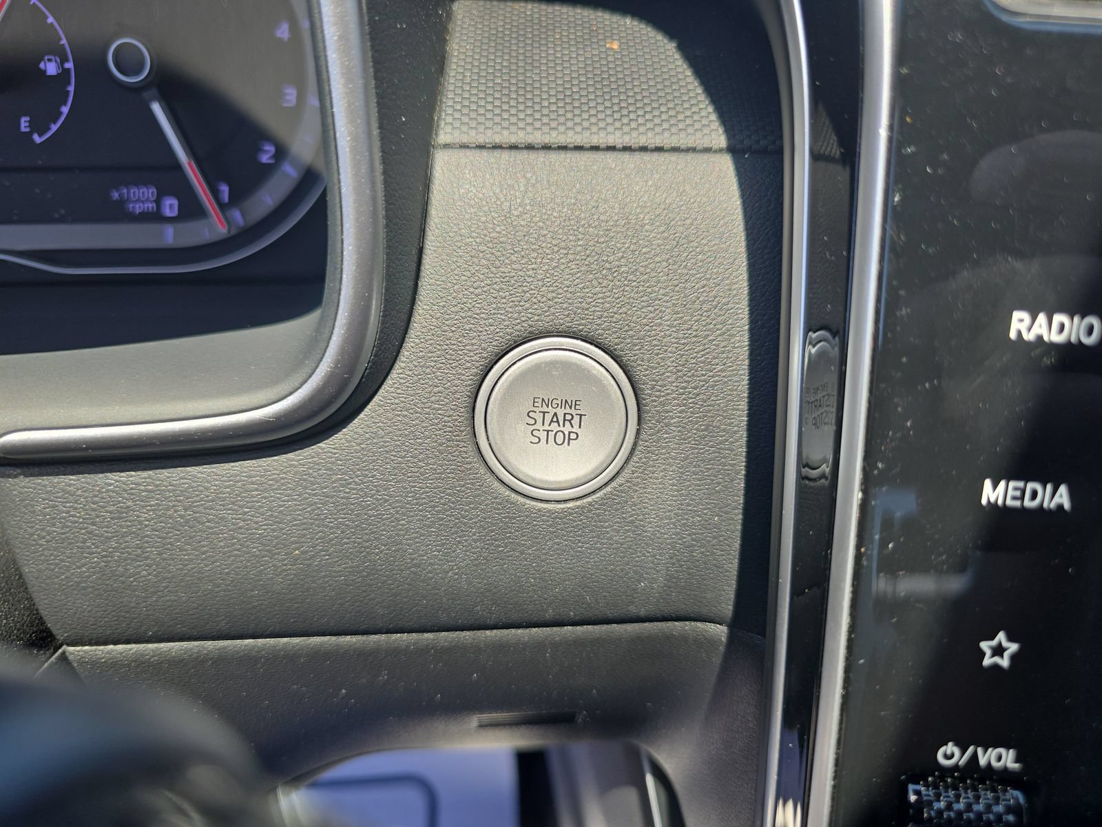 Used 2022 Hyundai Santa Cruz SEL FWD image 24