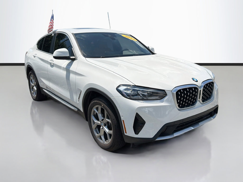 Used 2023 BMW X4 xDrive30i w/ Parking Assistance Package AWD/4WD image 1