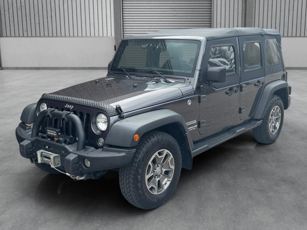 Used 2016 Jeep Wrangler Unlimited Sport w/ Connectivity Group AWD/4WD image 29