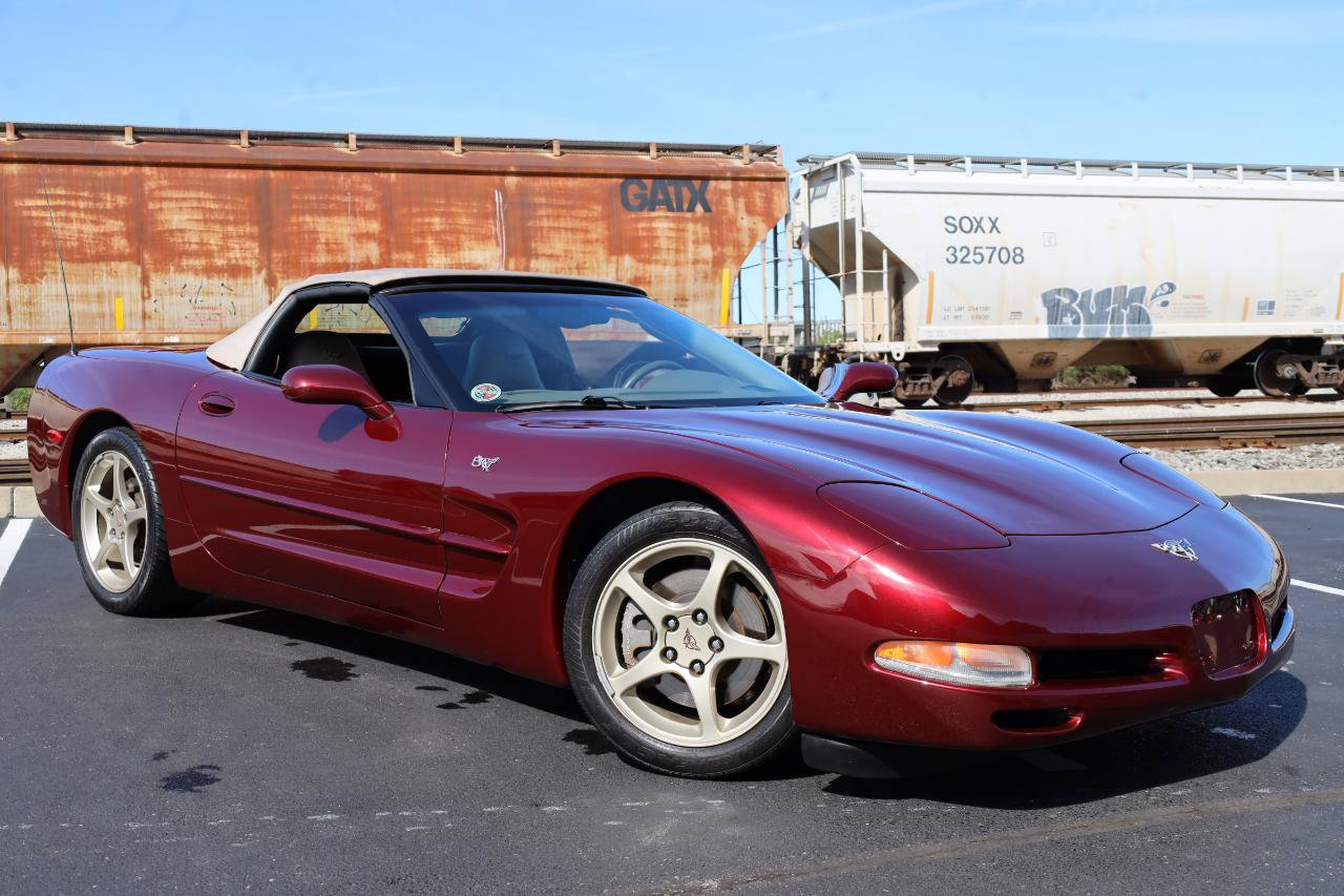 Used 2003 Chevrolet Corvette Convertible w/ Preferred Equipment Group1 RWD image 7