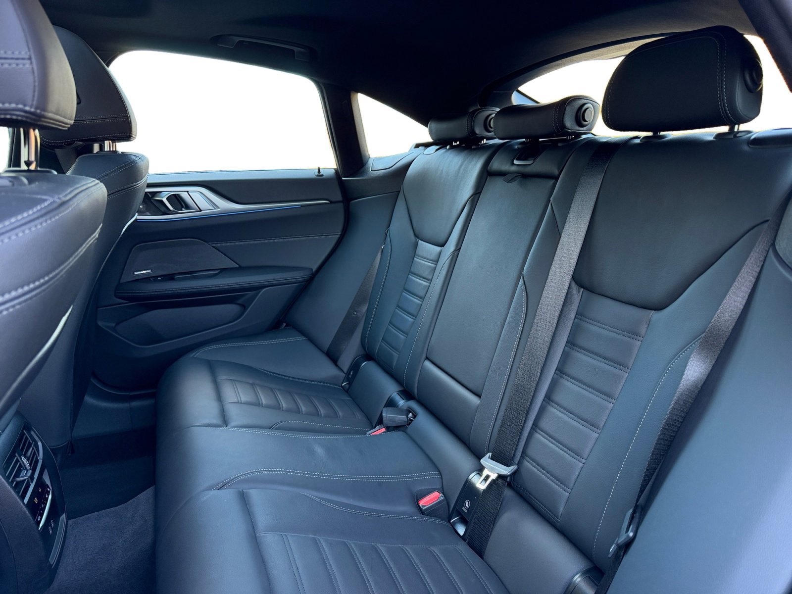 Used 2025 BMW 430i xDrive w/ M Sport Package image 16